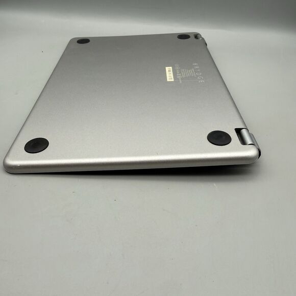 BRYDGE 9.7" Bluetooth Keyboard For iPad 6th & 5th Gen 9.7” Grey - Picture 4 of 9